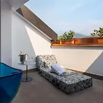 Grand