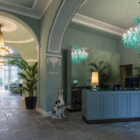 Hotel Grand 4*