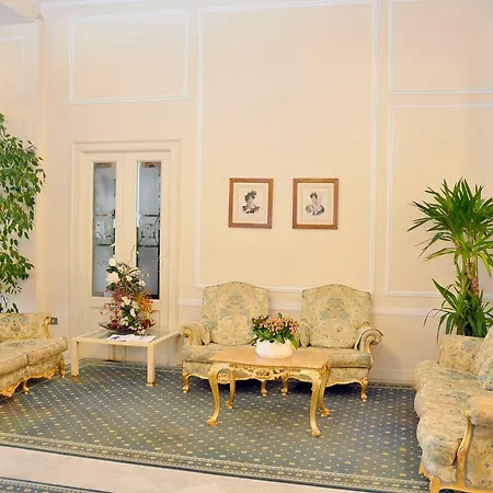 Hotel Grand 4*