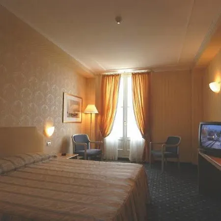 Hotel Grand 4*